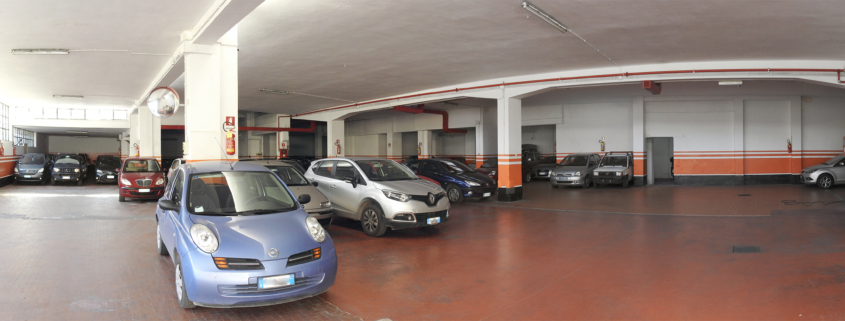 AC Parking Viale Leonardo Da Vinci, 85
